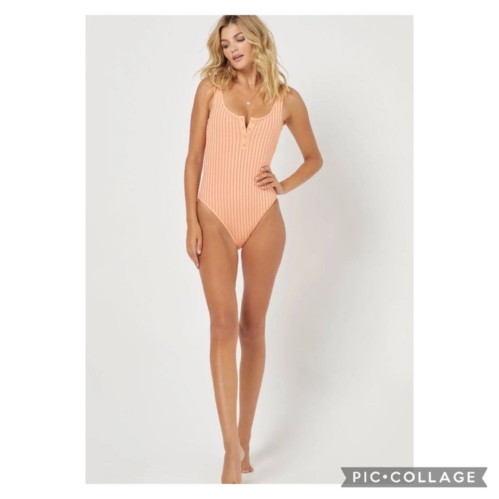 New! L*SPACE Ribbed Float On One Piece Swimsuit - Picture 2 of 8